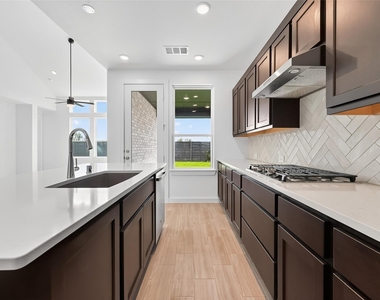 3222 Kindred Way - Photo Thumbnail 16