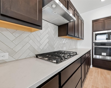 3222 Kindred Way - Photo Thumbnail 19