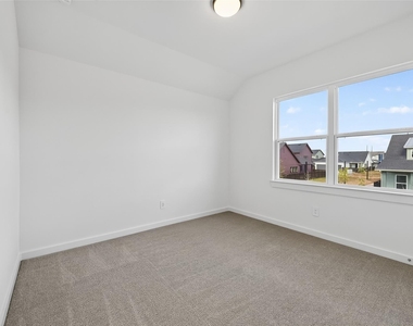 3222 Kindred Way - Photo Thumbnail 38