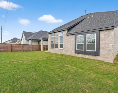 3222 Kindred Way - Photo Thumbnail 48