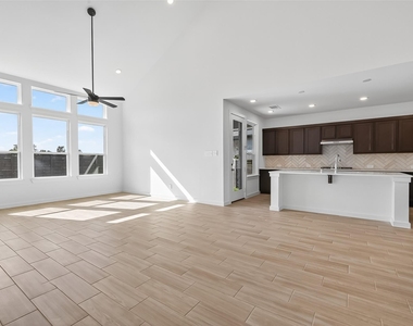 3222 Kindred Way - Photo Thumbnail 9