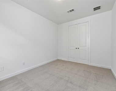 3222 Kindred Way - Photo Thumbnail 31