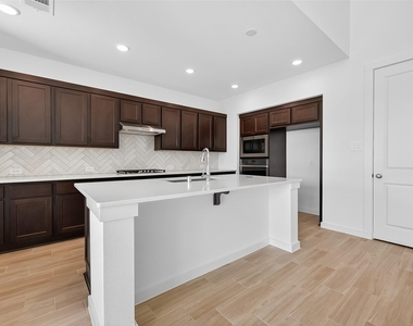 3222 Kindred Way - Photo Thumbnail 14