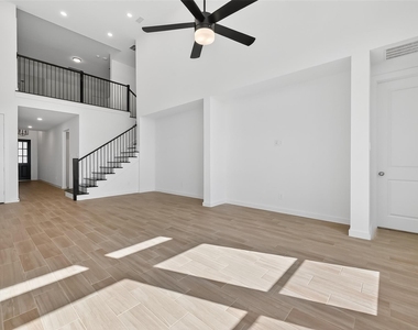 3222 Kindred Way - Photo Thumbnail 13
