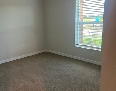 532 Ilaria Court - Photo Thumbnail 14