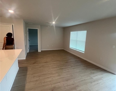 532 Ilaria Court - Photo Thumbnail 6