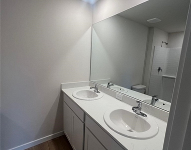 532 Ilaria Court - Photo Thumbnail 2