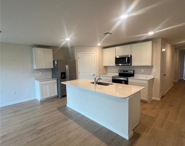 532 Ilaria Court - Photo Thumbnail 10