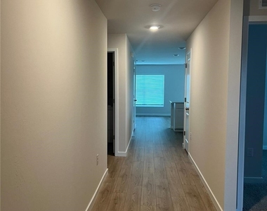 532 Ilaria Court - Photo Thumbnail 15