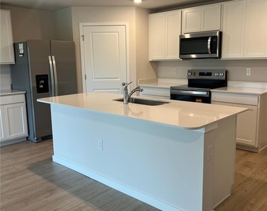 532 Ilaria Court - Photo Thumbnail 9
