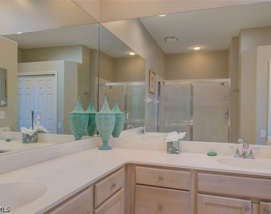 8223 Parkstone Place - Photo Thumbnail 20