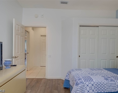 8223 Parkstone Place - Photo Thumbnail 22