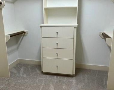 4700 Austin Street - Photo Thumbnail 9