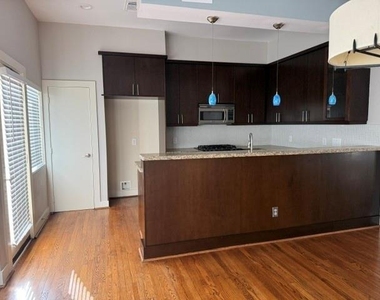4700 Austin Street - Photo Thumbnail 4