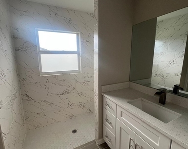 357 Grant Boulevard - Photo Thumbnail 12
