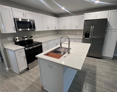 357 Grant Boulevard - Photo Thumbnail 21