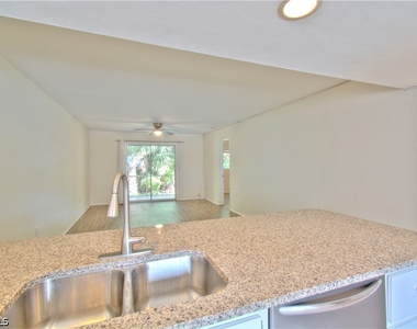 2385 Naples Trace Circle - Photo Thumbnail 7