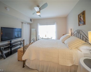 3029 Driftwood Way - Photo Thumbnail 8