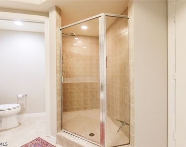 1065 Borghese Lane - Photo Thumbnail 18