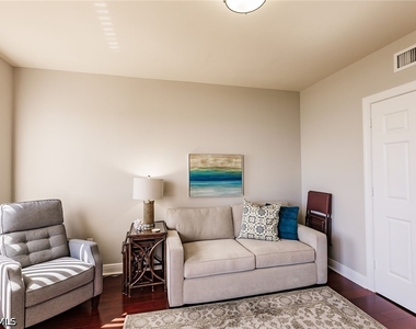 1065 Borghese Lane - Photo Thumbnail 23