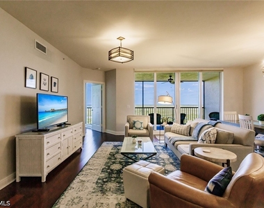 1065 Borghese Lane - Photo Thumbnail 5