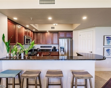 1065 Borghese Lane - Photo Thumbnail 8