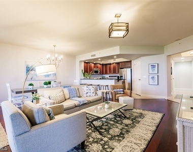 1065 Borghese Lane - Photo Thumbnail 4