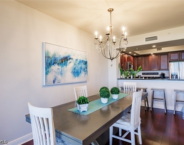 1065 Borghese Lane - Photo Thumbnail 7