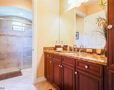 7747 Cottesmore Drive - Photo Thumbnail 22