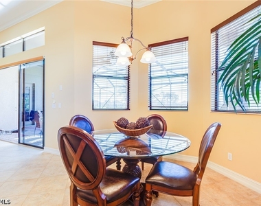 7747 Cottesmore Drive - Photo Thumbnail 10