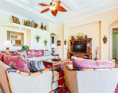 7747 Cottesmore Drive - Photo Thumbnail 5