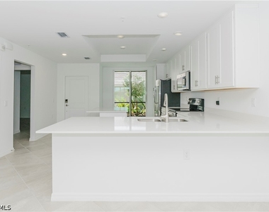 5478 Double Eagle Circle - Photo Thumbnail 2