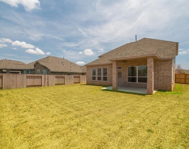30014 Twisting Springs Drive - Photo Thumbnail 26