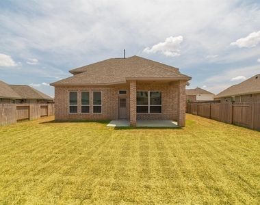 30014 Twisting Springs Drive - Photo Thumbnail 28