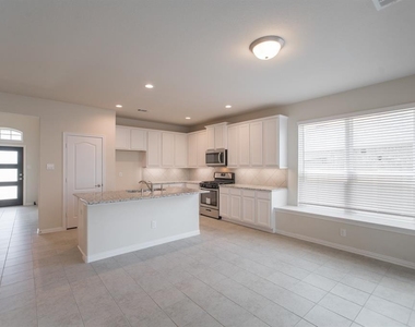 30014 Twisting Springs Drive - Photo Thumbnail 13