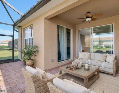 2567 Vine Avenue - Photo Thumbnail 16