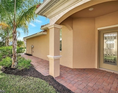 2567 Vine Avenue - Photo Thumbnail 20