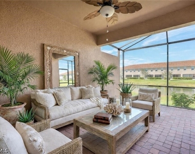 2567 Vine Avenue - Photo Thumbnail 14