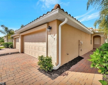 2567 Vine Avenue - Photo Thumbnail 19