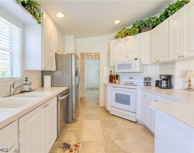 7390 Emilia Lane - Photo Thumbnail 5