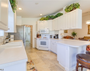 7390 Emilia Lane - Photo Thumbnail 4