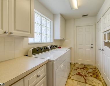 7390 Emilia Lane - Photo Thumbnail 20