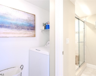 201 Quail Forest Boulevard - Photo Thumbnail 15