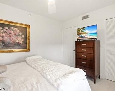 5550 Heron Point Drive - Photo Thumbnail 21