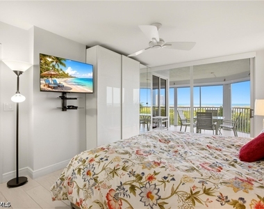 5550 Heron Point Drive - Photo Thumbnail 14