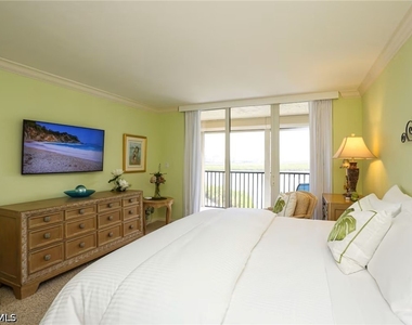 15 Bluebill Avenue - Photo Thumbnail 8