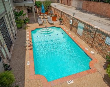 606 Marshall Street - Photo Thumbnail 10