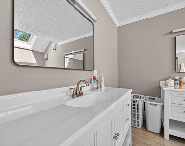 5815 Green Terrace Ln - Photo Thumbnail 23