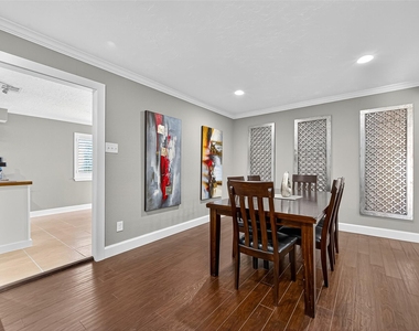 5815 Green Terrace Ln - Photo Thumbnail 11