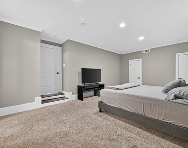 5815 Green Terrace Ln - Photo Thumbnail 21